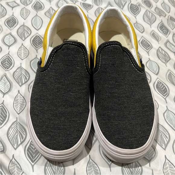 Vans Shoes - Women’s van’s